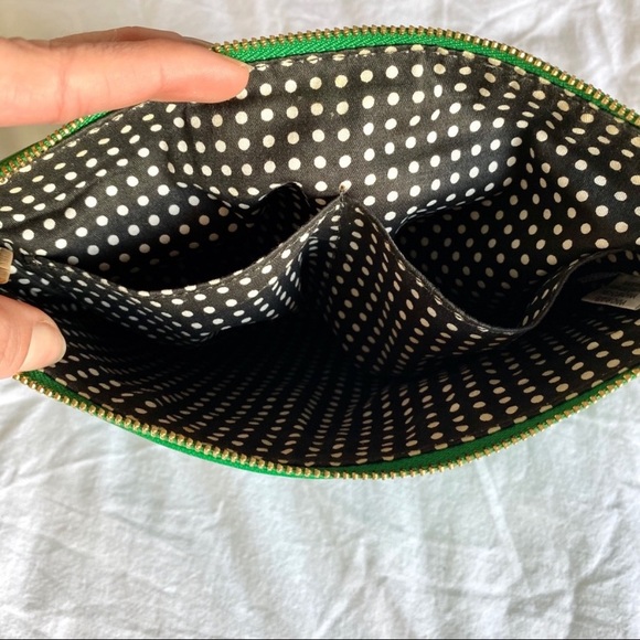 KATE SPADE wristlet patent leather green zip - Picture 2 of 3